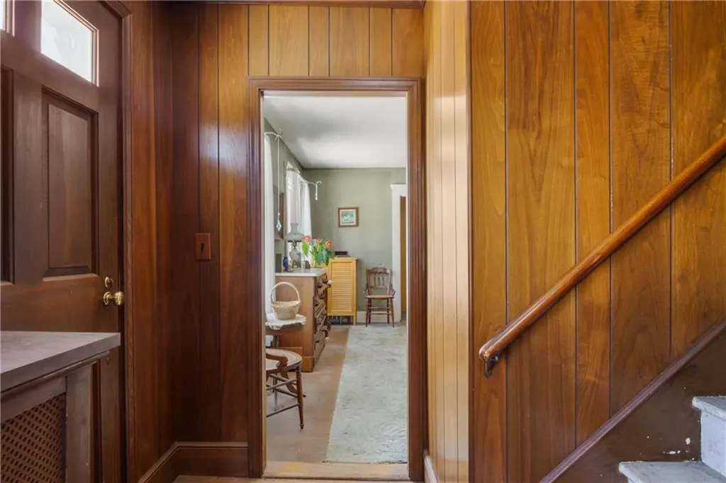 2202 Scituate Avenue Cranston RI 02921