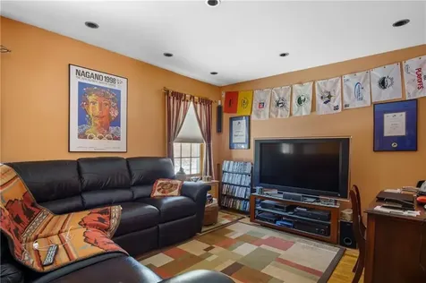 2202 Scituate Avenue Cranston RI 02921