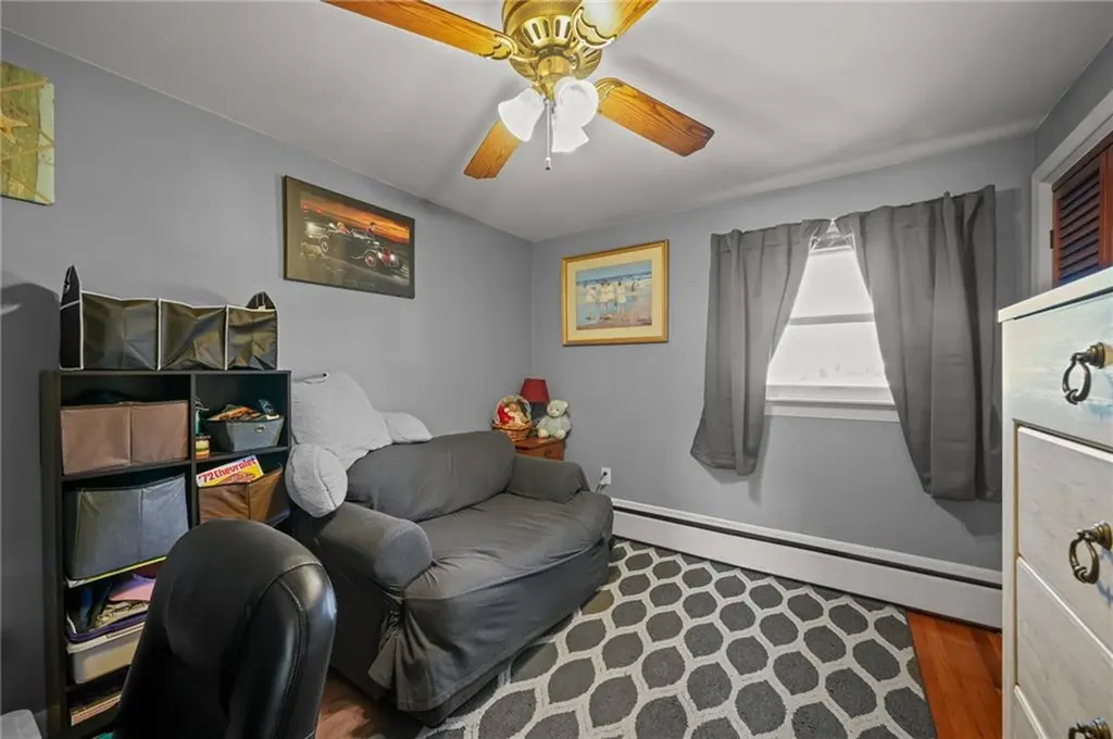 136 Vineyard Road Warwick RI 02889