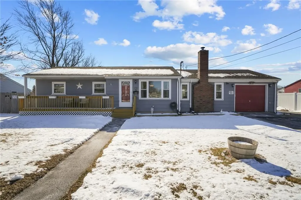 136 Vineyard Road Warwick RI 02889
