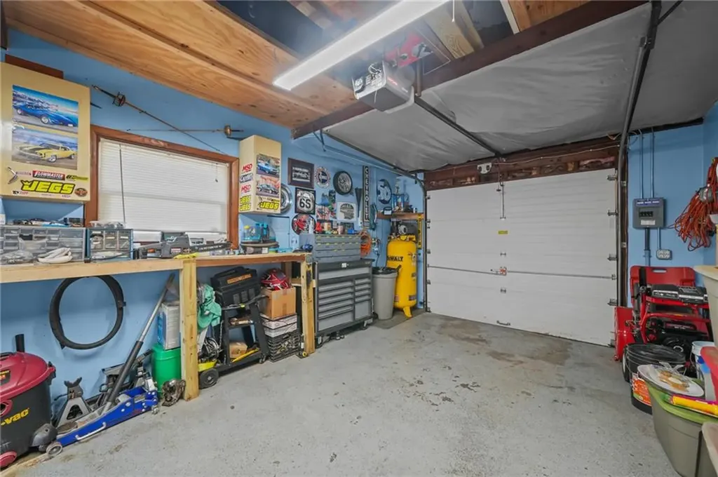 136 Vineyard Road Warwick RI 02889