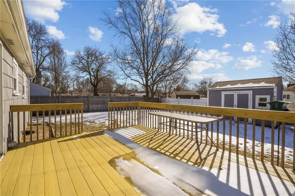 136 Vineyard Road Warwick RI 02889