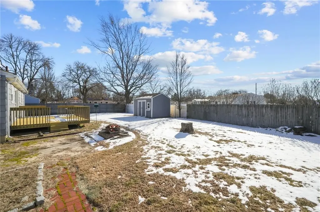 136 Vineyard Road Warwick RI 02889