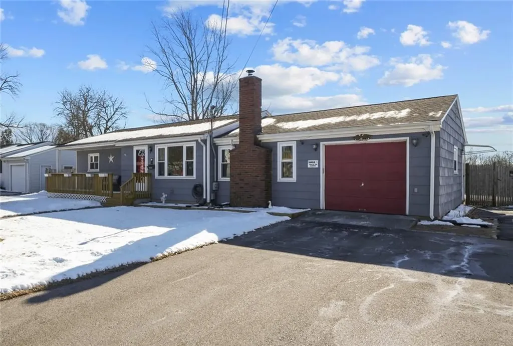 136 Vineyard Road Warwick RI 02889