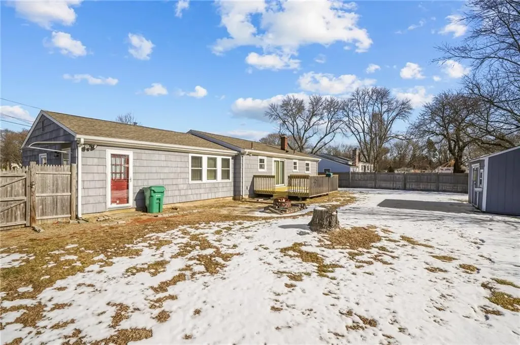 136 Vineyard Road Warwick RI 02889