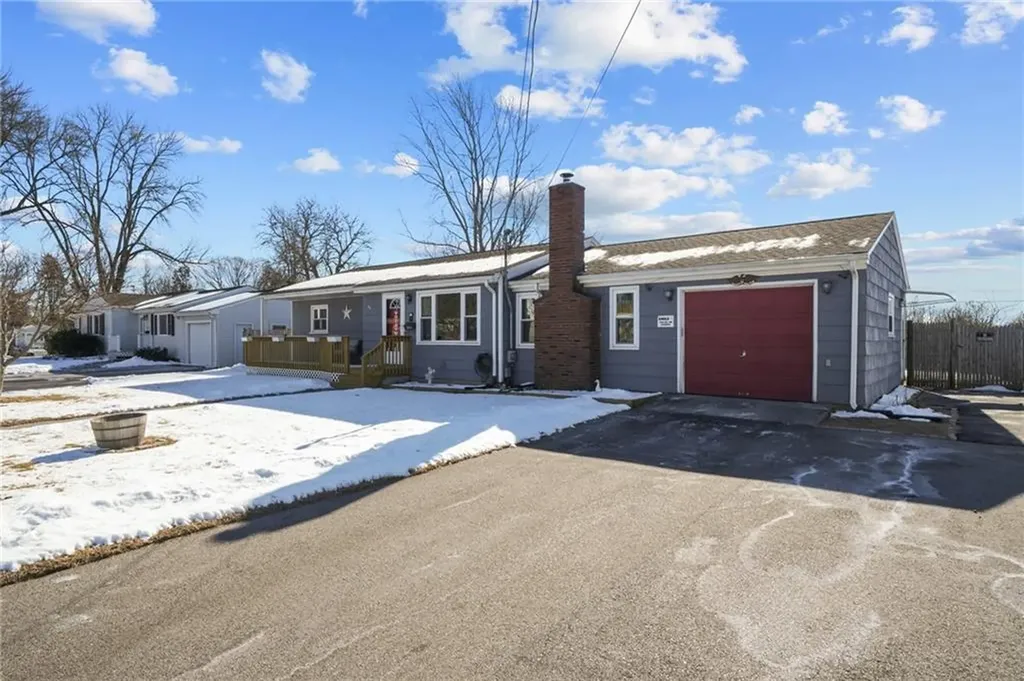 136 Vineyard Road Warwick RI 02889