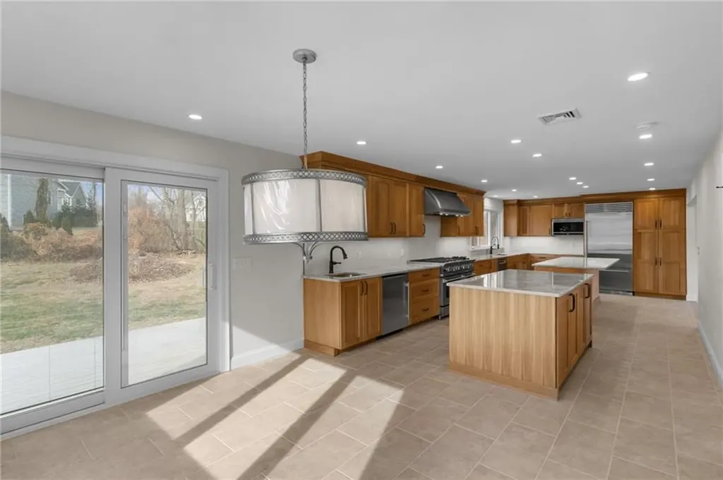 46 Country View Drive Cranston RI 02921