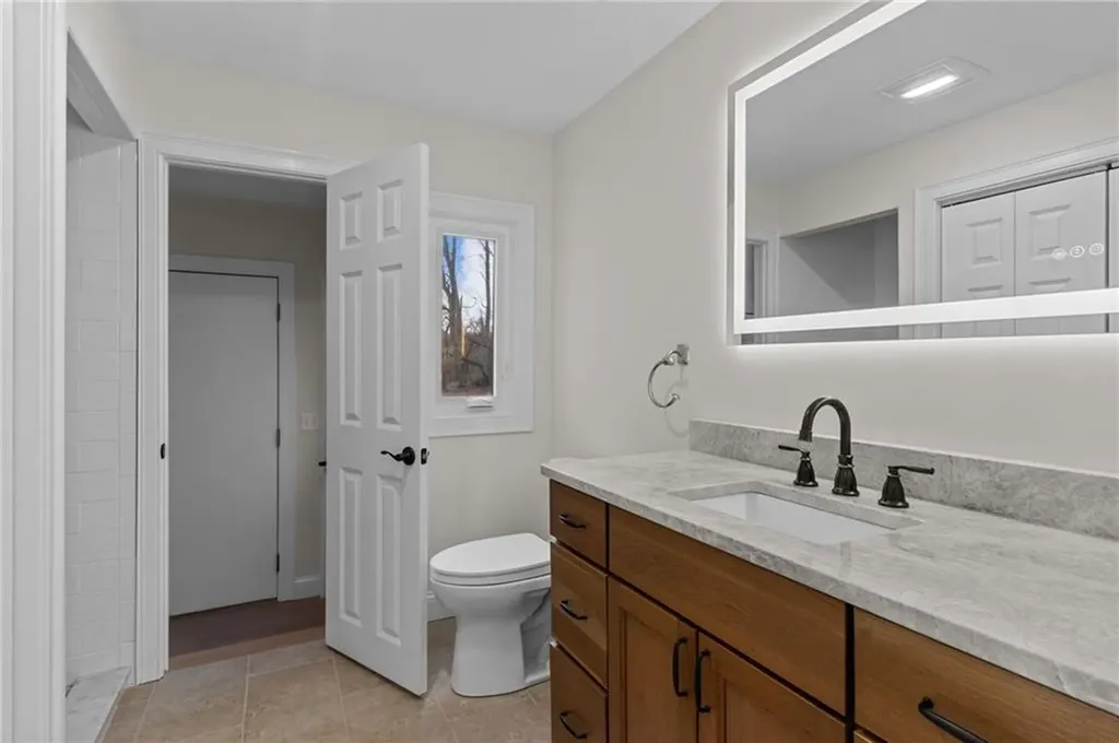 46 Country View Drive Cranston RI 02921