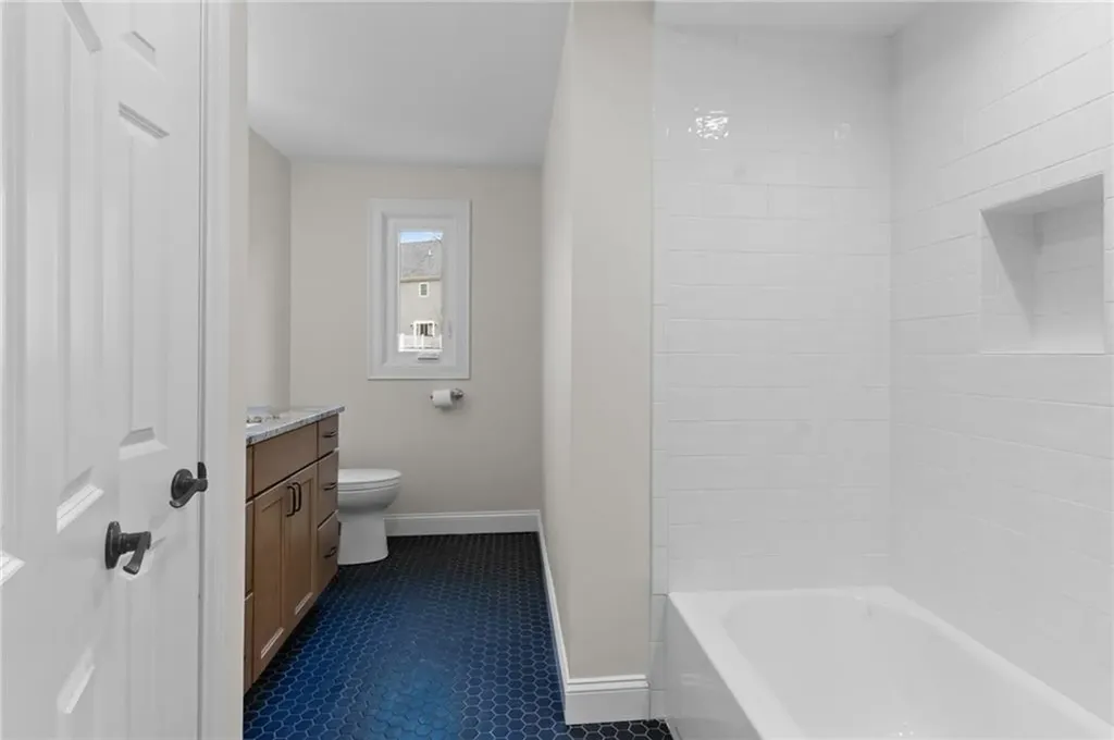 46 Country View Drive Cranston RI 02921