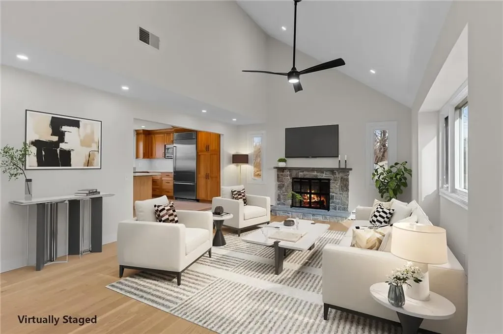 46 Country View Drive Cranston RI 02921