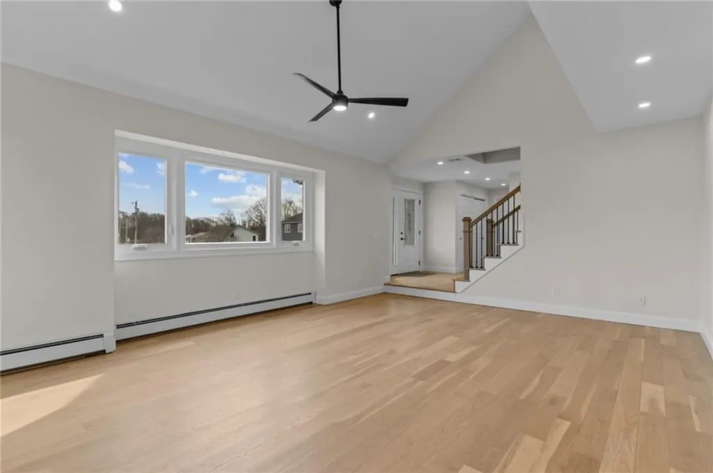 46 Country View Drive Cranston RI 02921