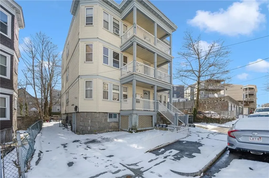 51 Lithgow Street Boston MA 02124