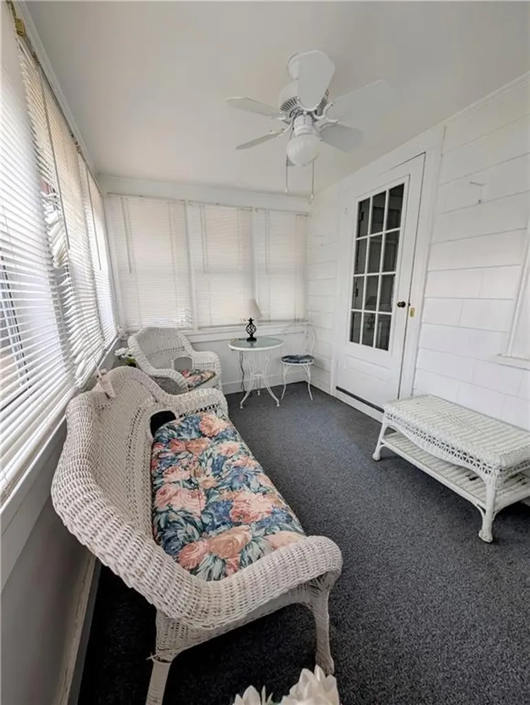 152 Sandringham Avenue Providence RI 02908