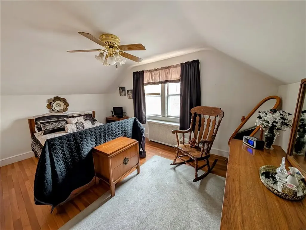 152 Sandringham Avenue Providence RI 02908
