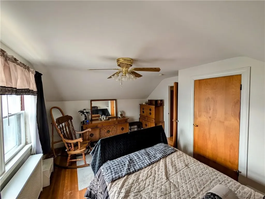 152 Sandringham Avenue Providence RI 02908