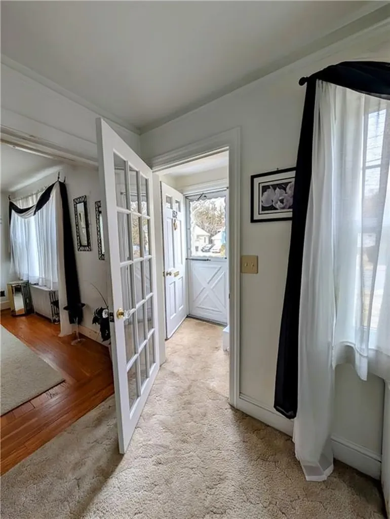 152 Sandringham Avenue Providence RI 02908