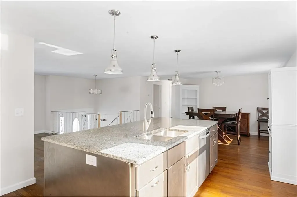 188 Brookwood Road Warwick RI 02889