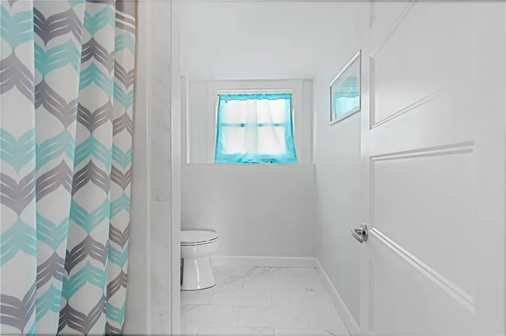 188 Brookwood Road Warwick RI 02889