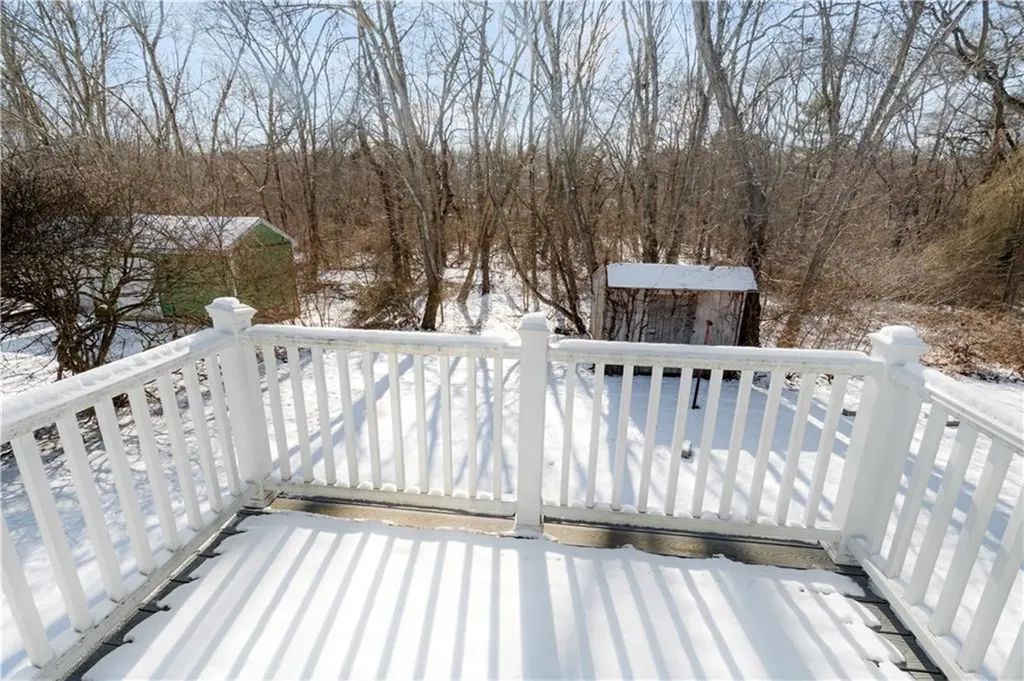 188 Brookwood Road Warwick RI 02889