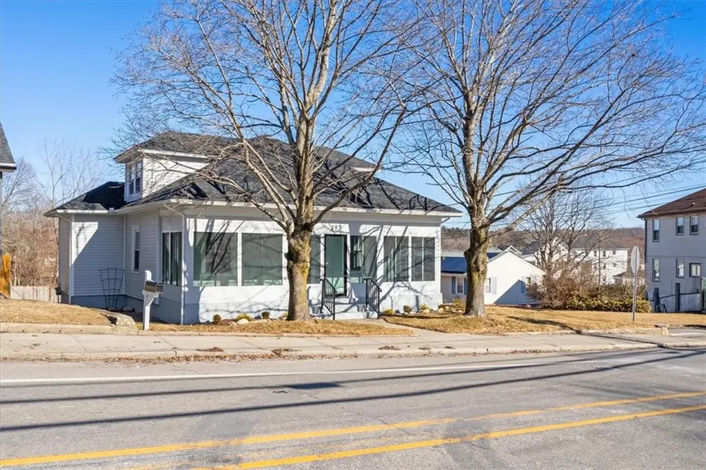 397 Old River Road Lincoln RI 02838