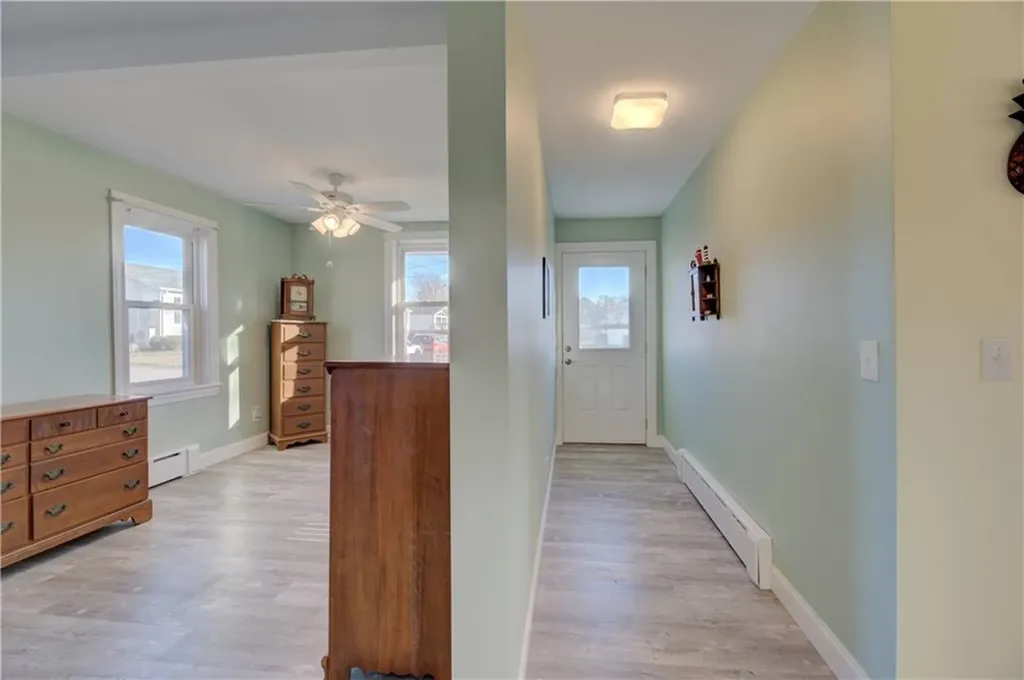 40 Draper Avenue Middletown RI 02842