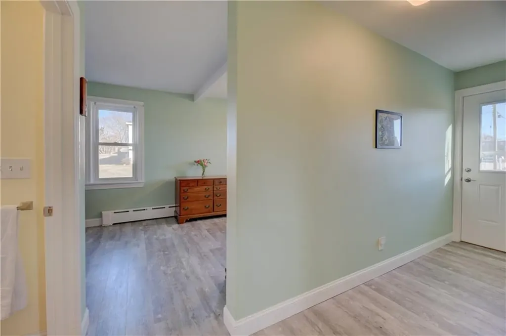 40 Draper Avenue Middletown RI 02842