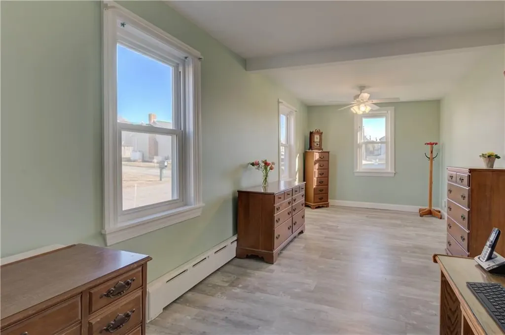 40 Draper Avenue Middletown RI 02842
