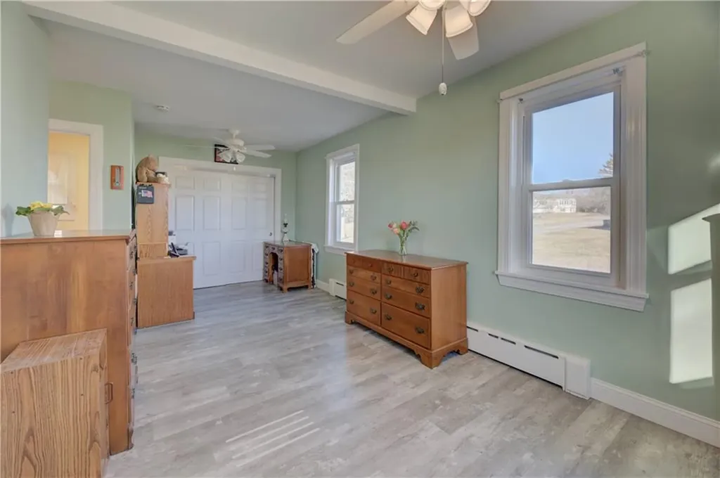 40 Draper Avenue Middletown RI 02842