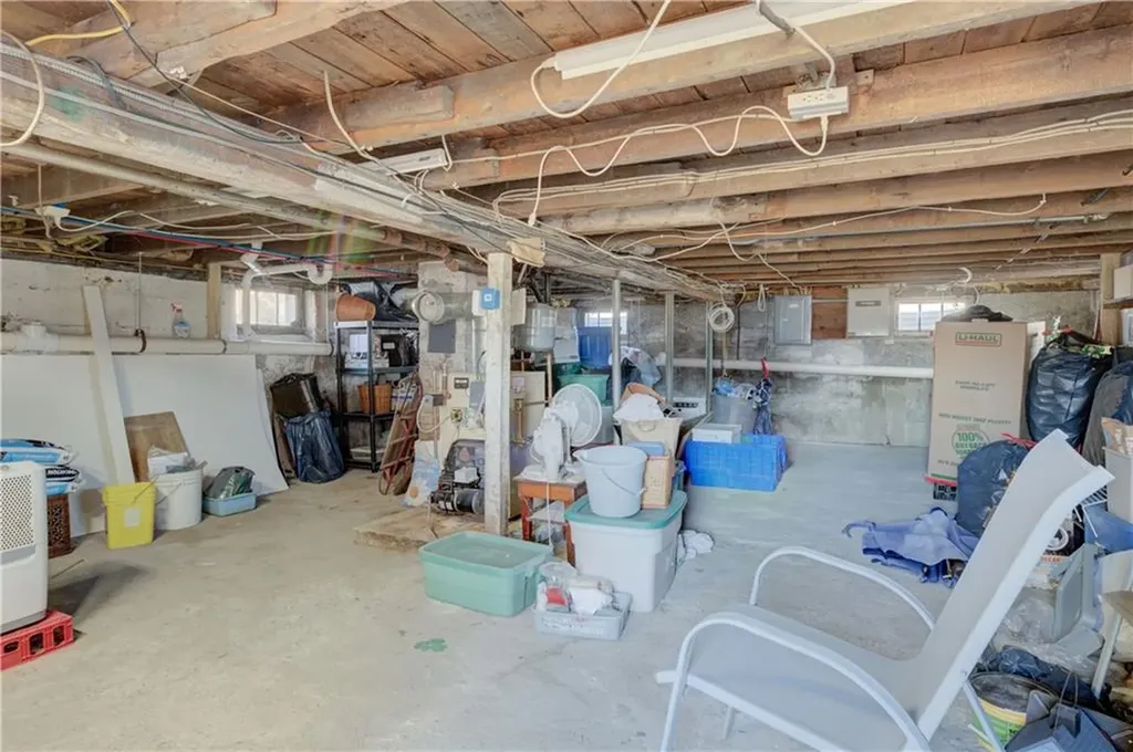 40 Draper Avenue Middletown RI 02842