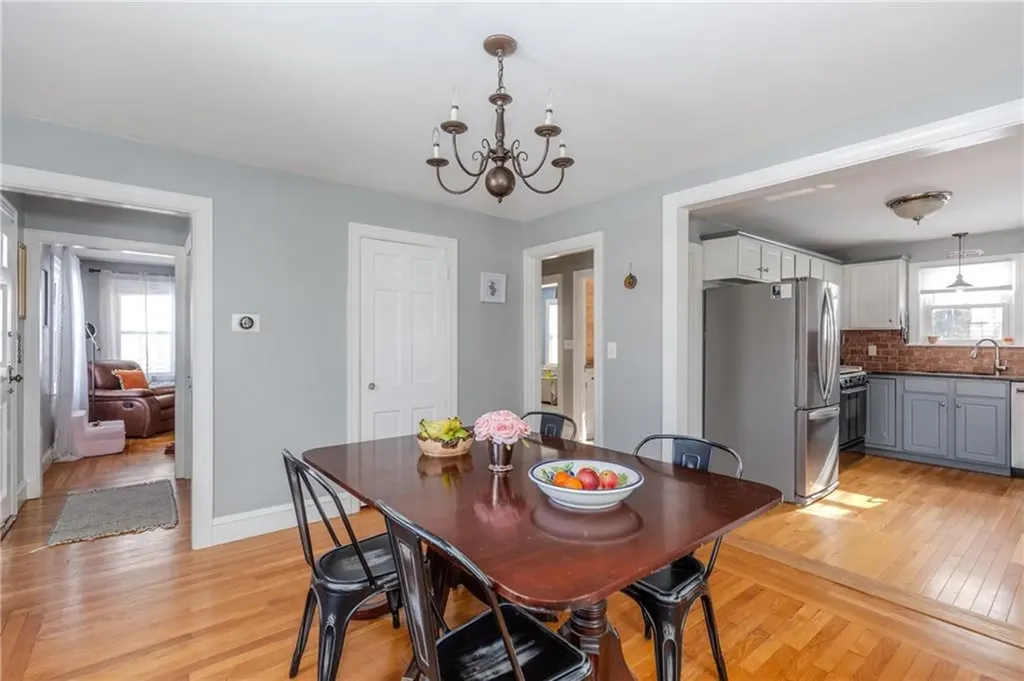 110 Mayfair Road Warwick RI 02888