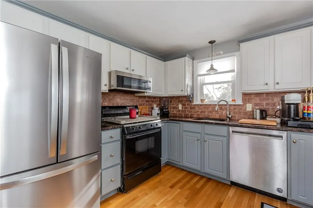 110 Mayfair Road Warwick RI 02888