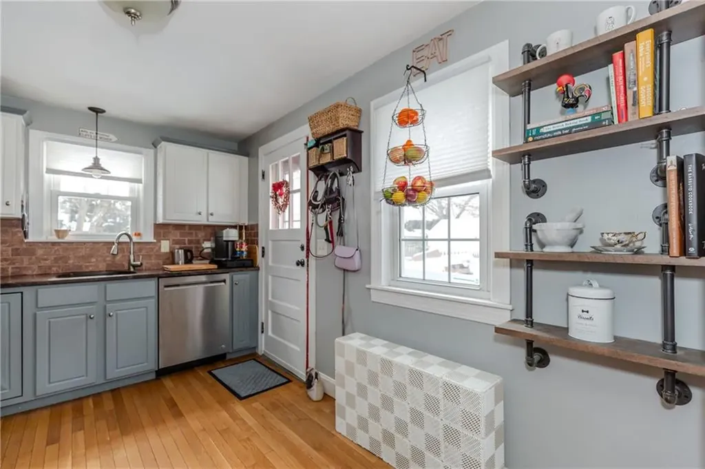 110 Mayfair Road Warwick RI 02888