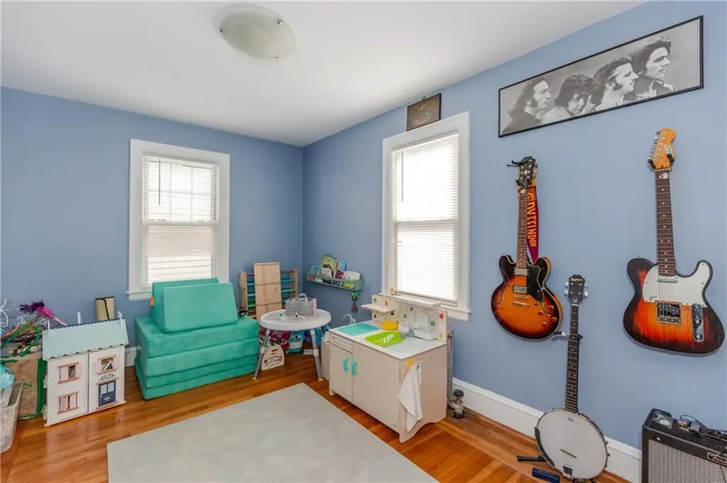 110 Mayfair Road Warwick RI 02888