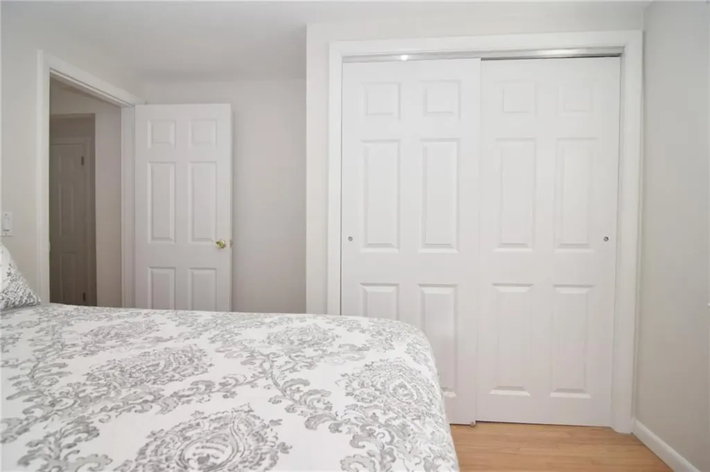 52 Woodridge Road Narragansett RI 02882