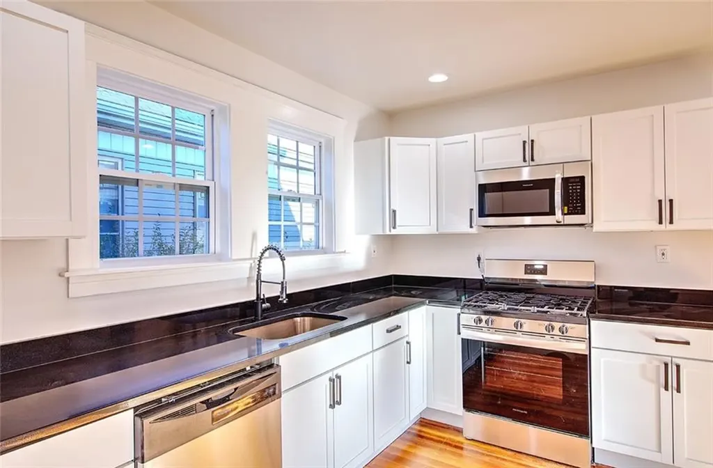 97 Huxley Avenue Providence RI 02908