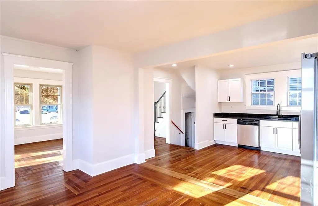 97 Huxley Avenue Providence RI 02908