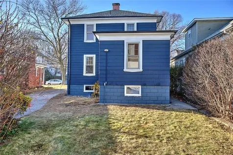 97 Huxley Avenue Providence RI 02908