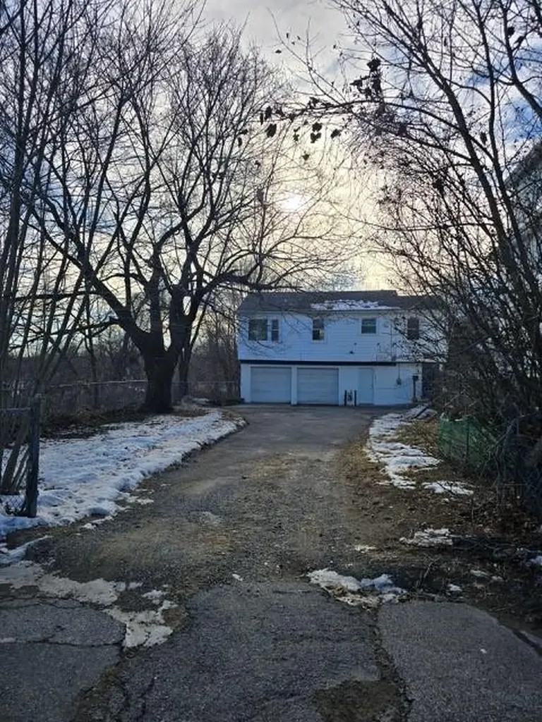 11 Coolidge Street Johnston RI 02919