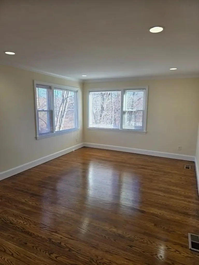 11 Coolidge Street Johnston RI 02919