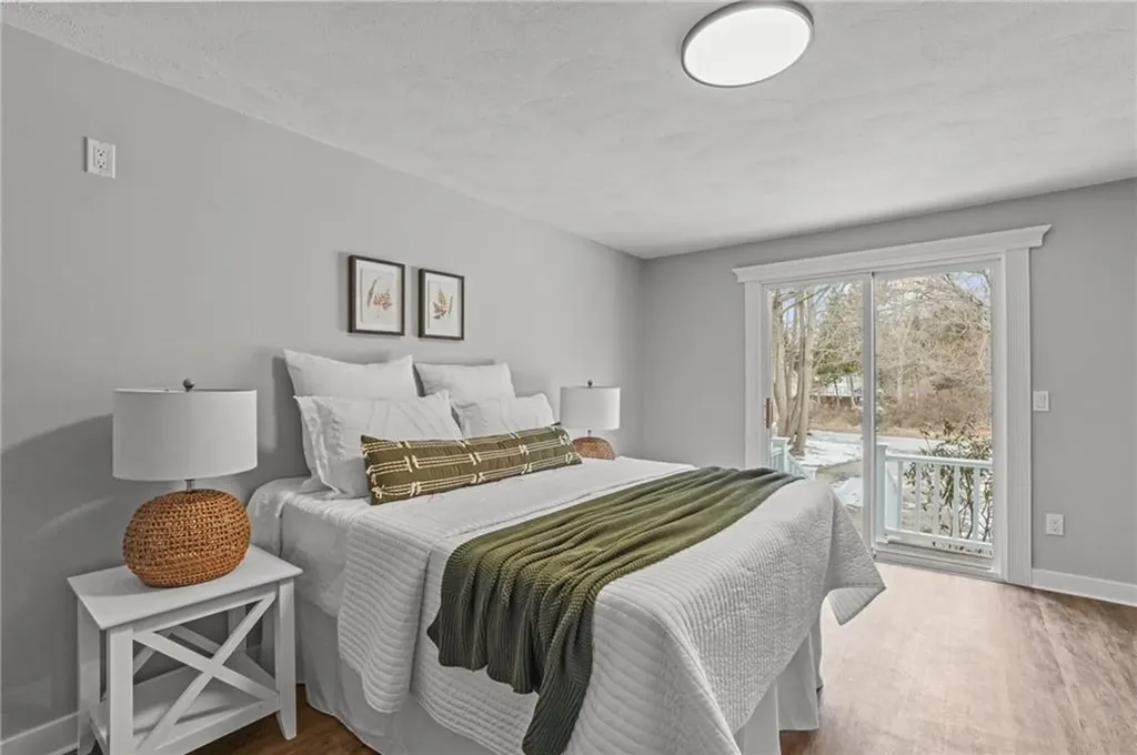 142 Cady Avenue Warwick RI 02889