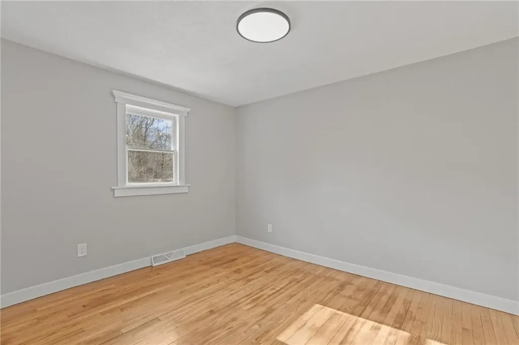 142 Cady Avenue Warwick RI 02889