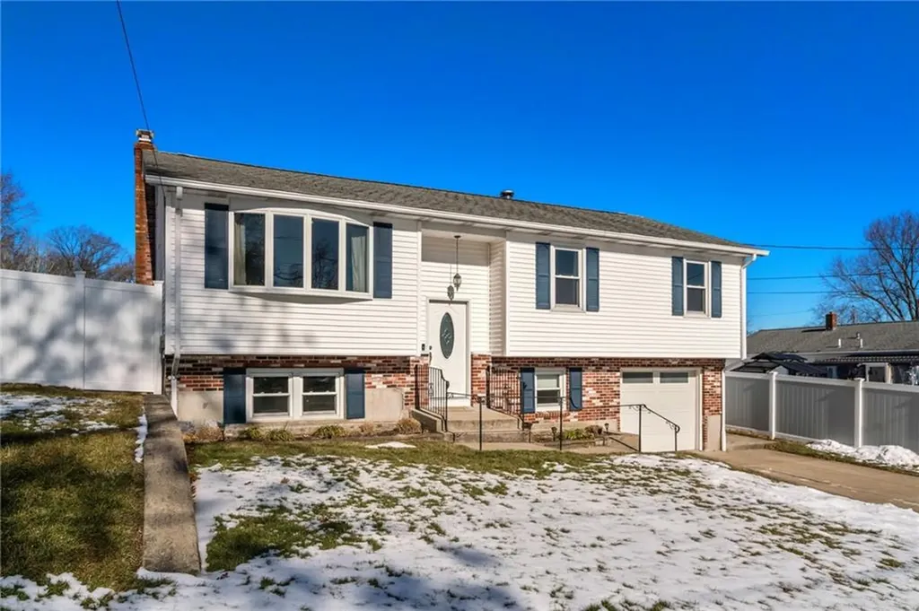 77 Hilltop Road Cumberland RI 02864