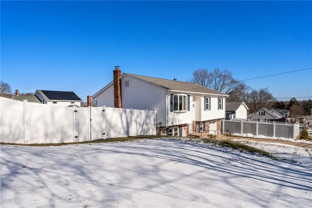 77 Hilltop Road Cumberland RI 02864
