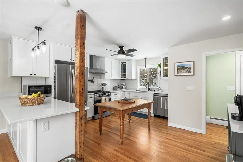 81 Stillwater Road Smithfield RI 02917