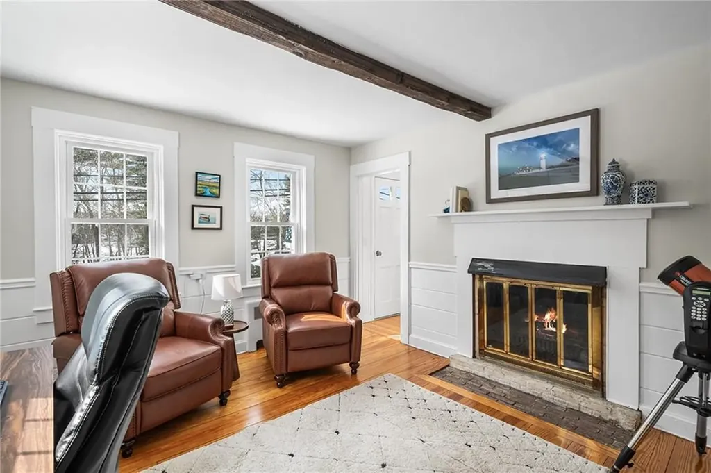 81 Stillwater Road Smithfield RI 02917