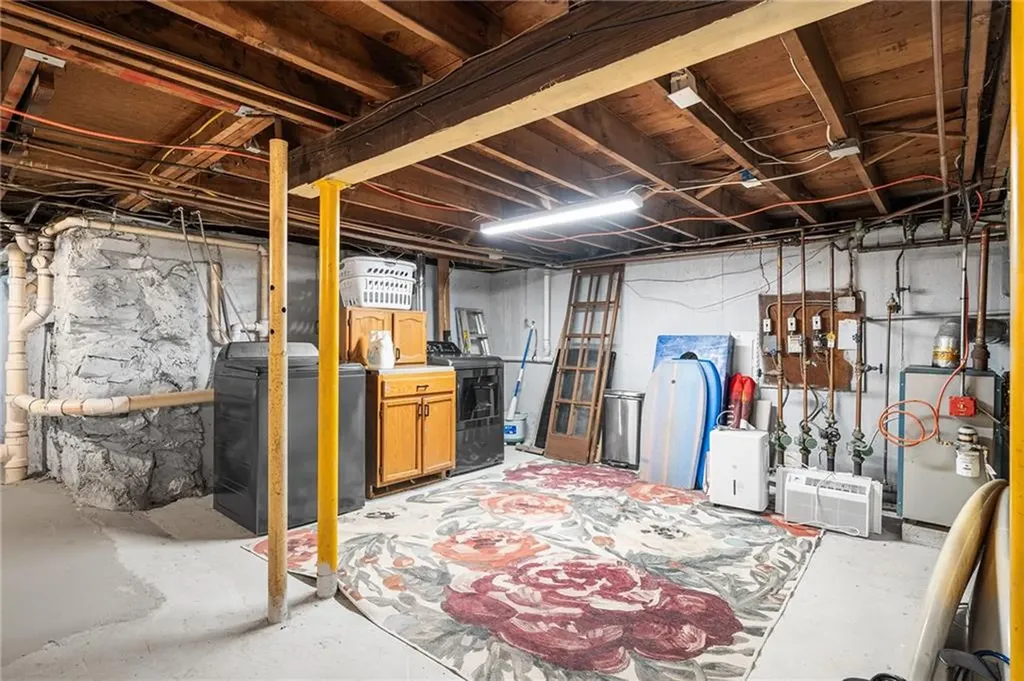 81 Stillwater Road Smithfield RI 02917