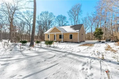 41 Old Farm Lane Tiverton RI 02878