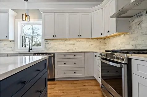 41 Old Farm Lane Tiverton RI 02878