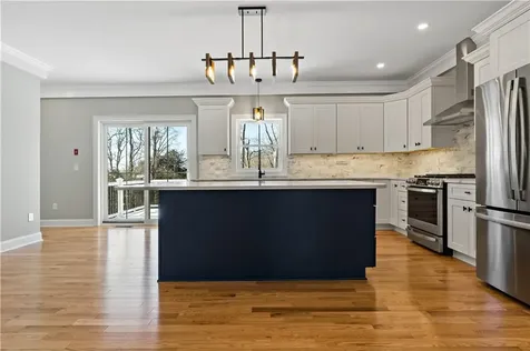 41 Old Farm Lane Tiverton RI 02878