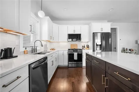 27 Bellevue Avenue Cumberland RI 02864